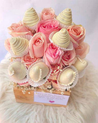 Bouquet de rosas con fresas